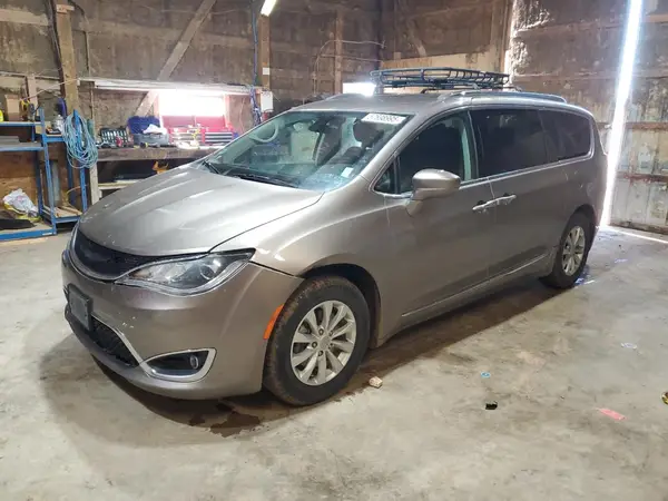 2C4RC1EGXJR121040 2018 CHRYSLER PACIFICA - Image 1
