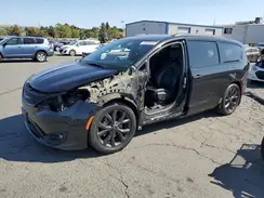 2C4RC1EGXJR168245 2018 CHRYSLER PACIFICA