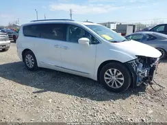2C4RC1EGXJR188379 2018 CHRYSLER PACIFICA