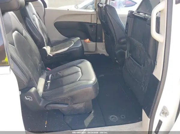 2C4RC1EGXJR188379 2018 CHRYSLER PACIFICA - Image 8