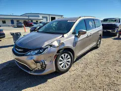 2C4RC1EGXJR229285 2018 CHRYSLER PACIFICA