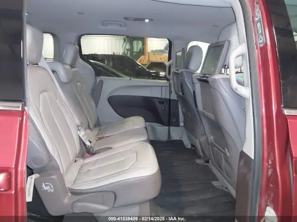 2C4RC1EGXJR236446 2018 CHRYSLER PACIFICA - Image 8