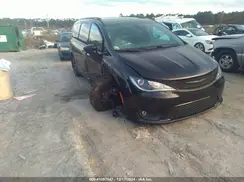 2C4RC1EGXJR256888 2018 CHRYSLER PACIFICA