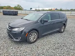 2C4RC1EGXJR261881 2018 CHRYSLER PACIFICA