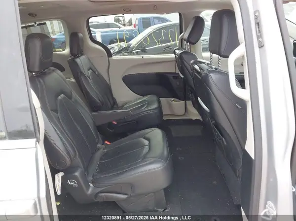 2C4RC1EGXJR286828 2018 CHRYSLER PACIFICA - Image 8