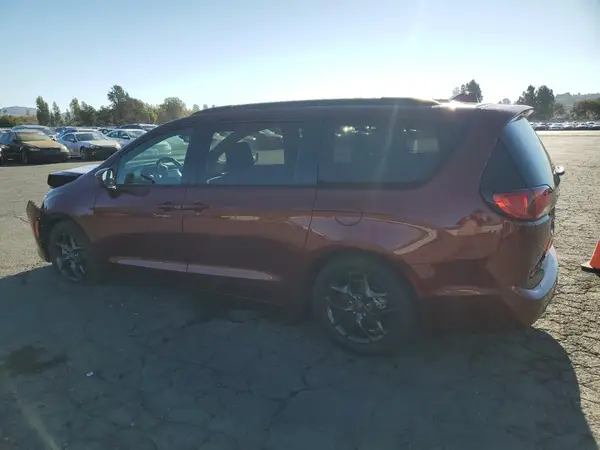 2C4RC1EGXJR311467 2018 CHRYSLER PACIFICA - Image 2