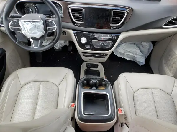 2C4RC1EGXJR315843 2018 CHRYSLER PACIFICA - Image 8