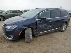 2C4RC1EGXJR321755 2018 CHRYSLER PACIFICA