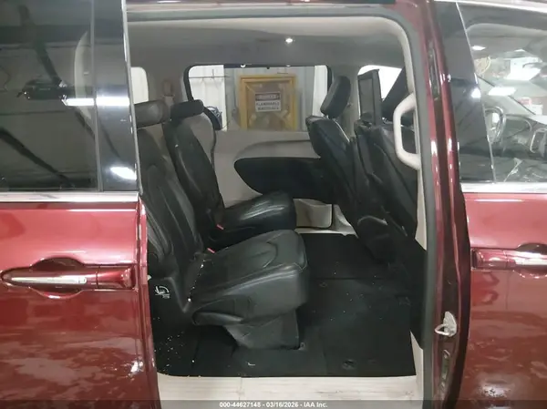 2C4RC1EGXJR323313 2018 CHRYSLER PACIFICA - Image 8