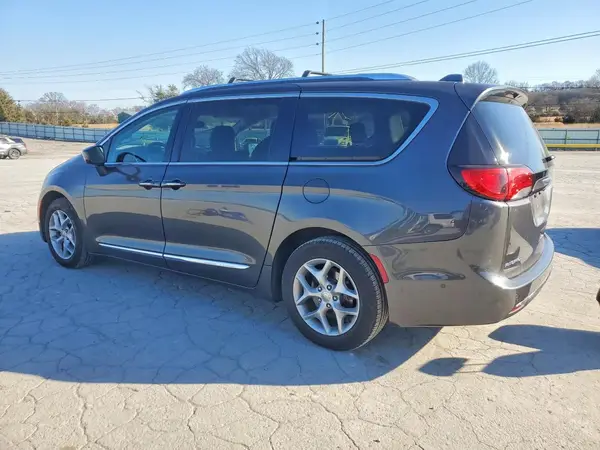 2C4RC1EGXJR350348 2018 CHRYSLER PACIFICA - Image 2