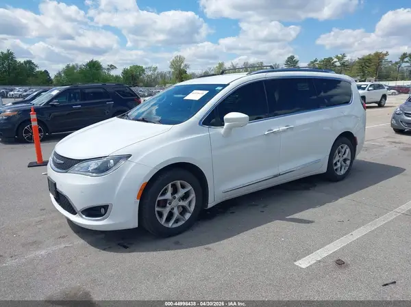 2C4RC1EGXKR577007 2019 CHRYSLER PACIFICA - Image 2