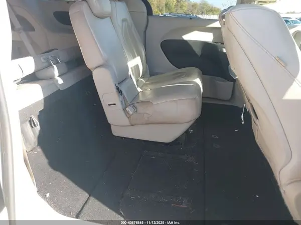 2C4RC1EGXKR581929 2019 CHRYSLER PACIFICA - Image 8
