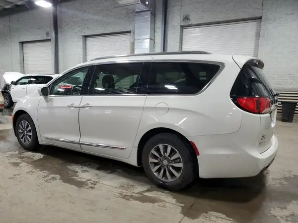 2C4RC1EGXKR604996 2019 CHRYSLER PACIFICA - Image 2