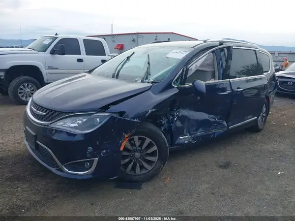 2C4RC1EGXKR627372 2019 CHRYSLER PACIFICA - Image 2