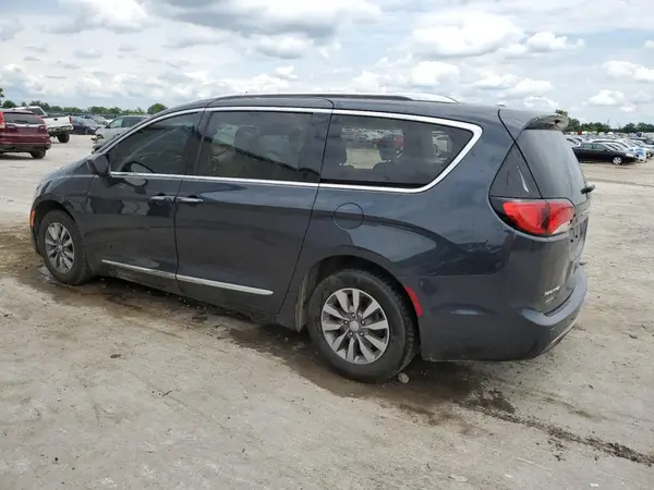2C4RC1EGXKR654538 2019 CHRYSLER PACIFICA - Image 2