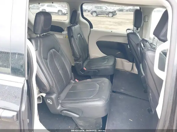 2C4RC1EGXKR708906 2019 CHRYSLER PACIFICA - Image 8