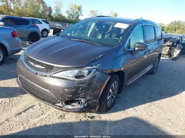2C4RC1EGXLR126497 2020 CHRYSLER PACIFICA - Image 2