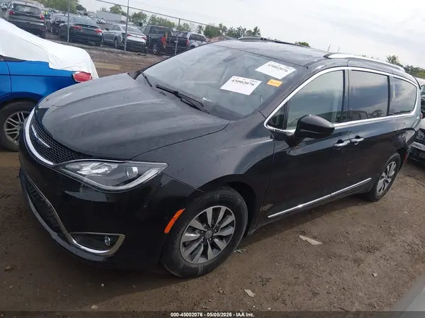 2C4RC1EGXLR145860 2020 CHRYSLER PACIFICA - Image 2