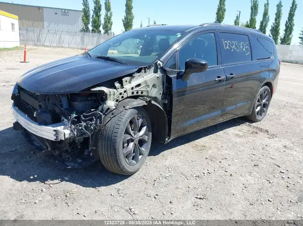 2C4RC1EGXLR289599 2020 CHRYSLER PACIFICA - Image 2