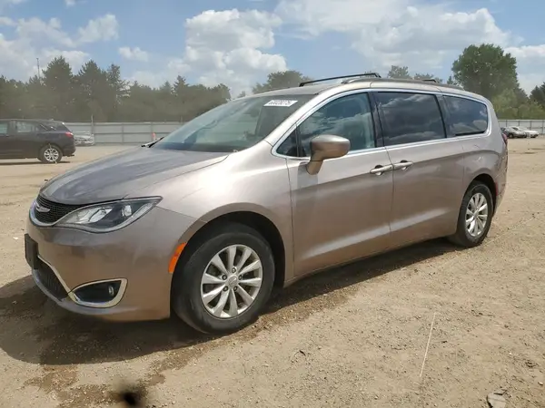 2C4RC1FG0JR109221 2018 CHRYSLER PACIFICA - Image 1