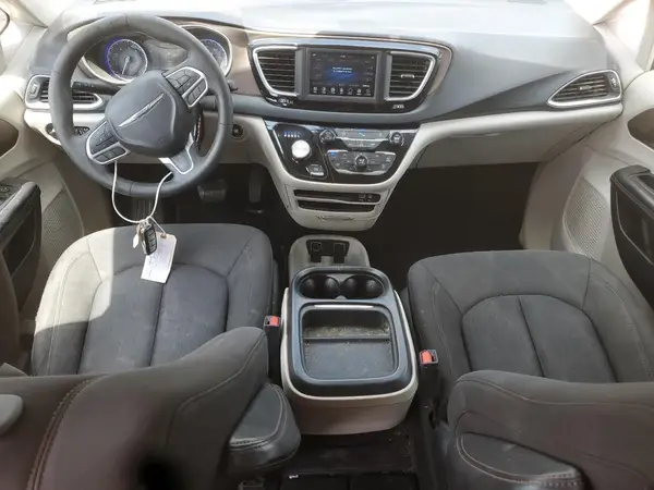 2C4RC1FG0JR109221 2018 CHRYSLER PACIFICA - Image 8