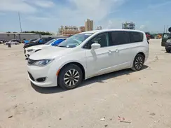 2C4RC1FG0JR125550 2018 CHRYSLER PACIFICA