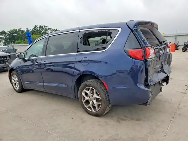 2C4RC1FG0JR126052 2018 CHRYSLER PACIFICA - Image 2