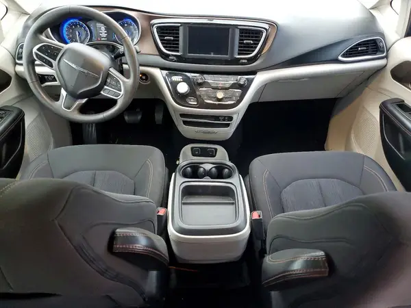 2C4RC1FG0JR126052 2018 CHRYSLER PACIFICA - Image 8