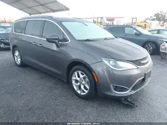 2C4RC1FG0JR126150 2018 CHRYSLER PACIFICA