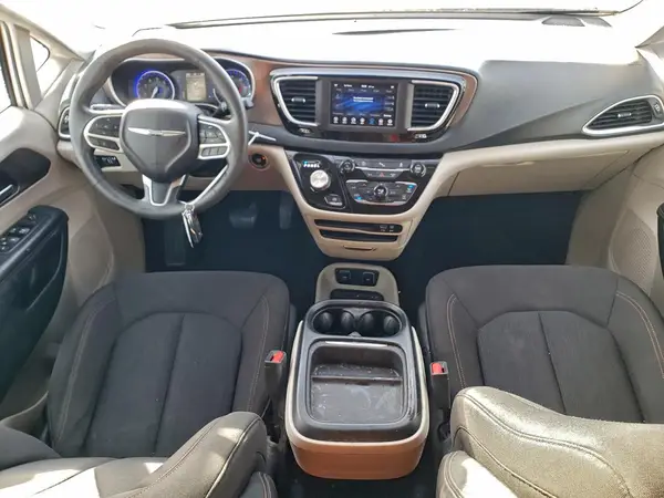 2C4RC1FG0JR132966 2018 CHRYSLER PACIFICA - Image 8