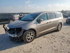2C4RC1FG0JR157219 2018 CHRYSLER PACIFICA
