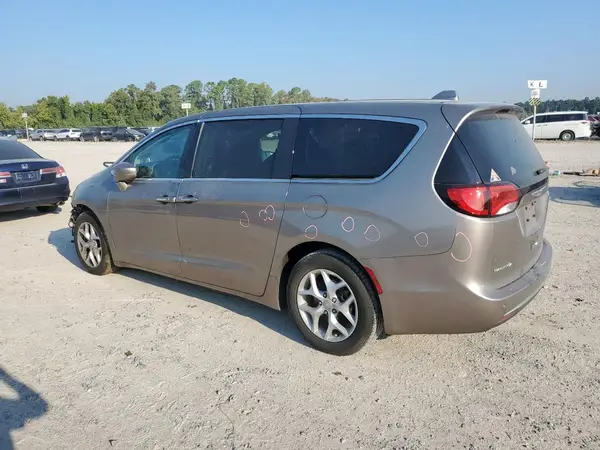 2C4RC1FG0JR157219 2018 CHRYSLER PACIFICA - Image 2