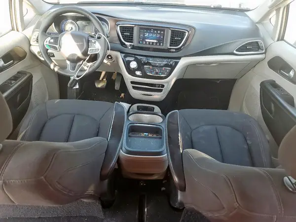 2C4RC1FG0JR157219 2018 CHRYSLER PACIFICA - Image 8
