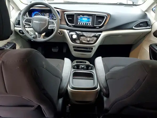2C4RC1FG0JR172318 2018 CHRYSLER PACIFICA - Image 8