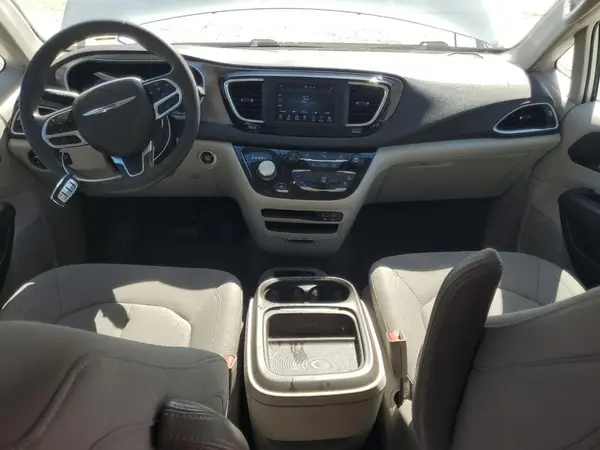 2C4RC1FG0JR193556 2018 CHRYSLER PACIFICA - Image 8