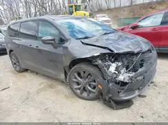 2C4RC1FG0JR227382 2018 CHRYSLER PACIFICA