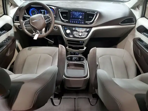2C4RC1FG0JR248474 2018 CHRYSLER PACIFICA - Image 8