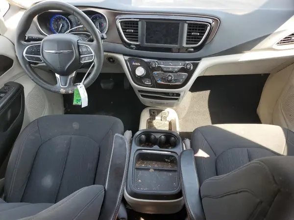 2C4RC1FG0JR277859 2018 CHRYSLER PACIFICA - Image 8