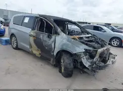 2C4RC1FG0JR279837 2018 CHRYSLER PACIFICA