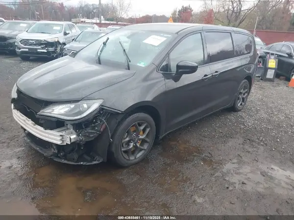 2C4RC1FG0JR287209 2018 CHRYSLER PACIFICA - Image 2