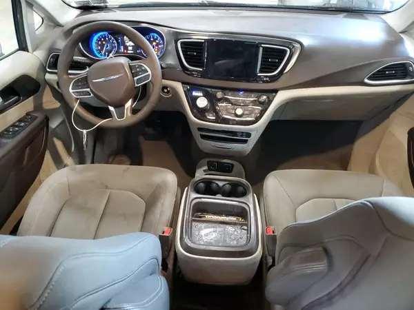 2C4RC1FG0JR294998 2018 CHRYSLER PACIFICA - Image 8