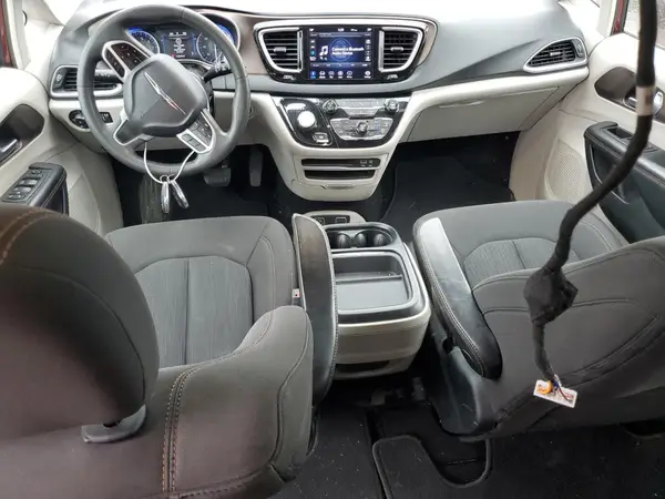 2C4RC1FG0JR315980 2018 CHRYSLER PACIFICA - Image 8