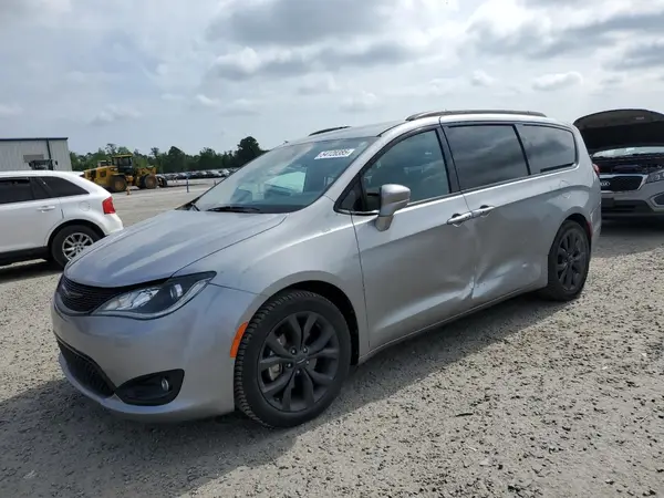 2C4RC1FG0JR318085 2018 CHRYSLER PACIFICA - Image 1