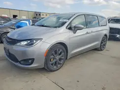 2C4RC1FG0JR357825 2018 CHRYSLER PACIFICA