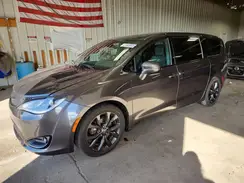 2C4RC1FG0KR532382 2019 CHRYSLER PACIFICA