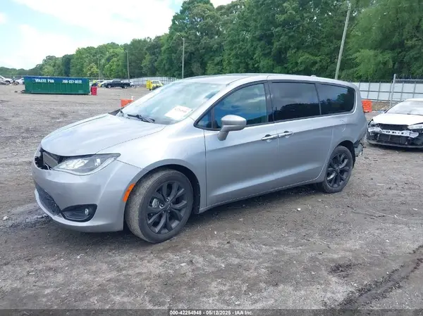 2C4RC1FG0KR574955 2019 CHRYSLER PACIFICA - Image 2
