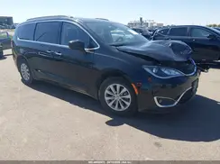 2C4RC1FG0KR575085 2019 CHRYSLER PACIFICA