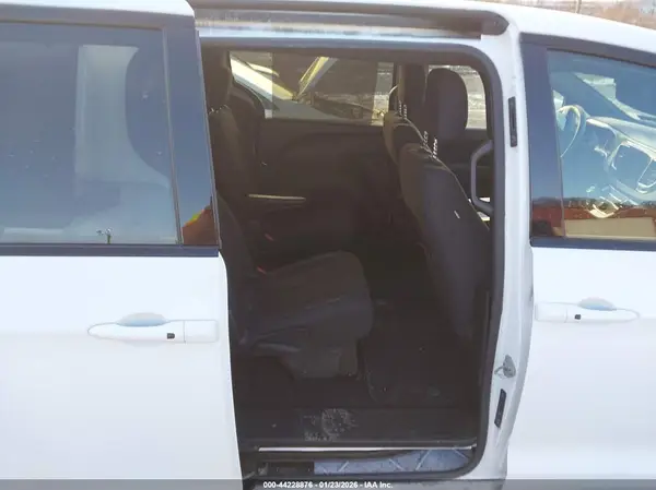 2C4RC1FG0KR583610 2019 CHRYSLER PACIFICA - Image 8