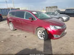 2C4RC1FG0KR587589 2019 CHRYSLER PACIFICA