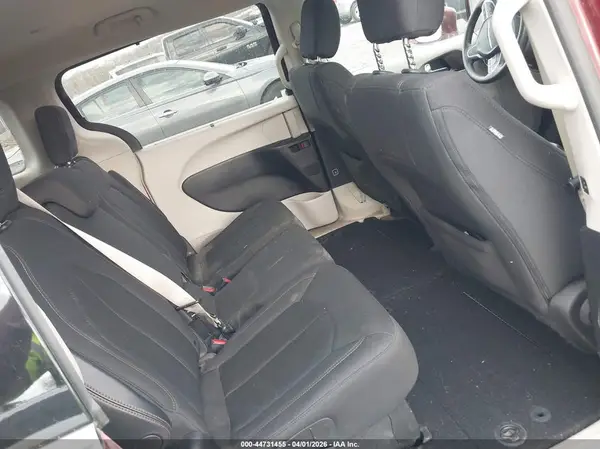 2C4RC1FG0KR587589 2019 CHRYSLER PACIFICA - Image 8